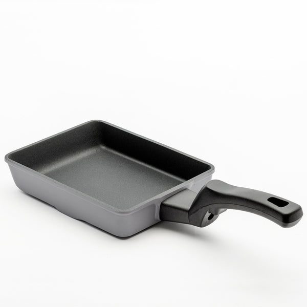 【入荷待ち/次回入荷3月以降】Peacetar LUNAシリーズ フライパン26cm＆エッグパンセット - IH対応＆ガス対応【送料無料】 - 鍋・フライパン・キッチン用品と雑貨の専門店 『NABESTORE』